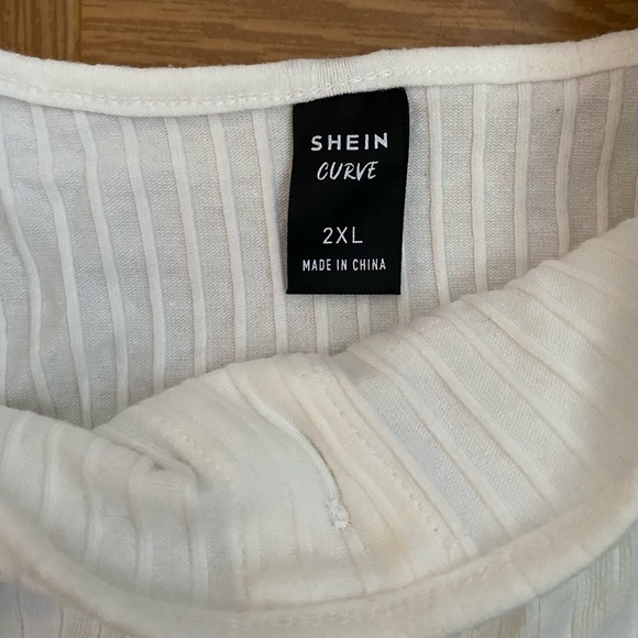 SHEIN Curve Romper - Picture 3 of 3